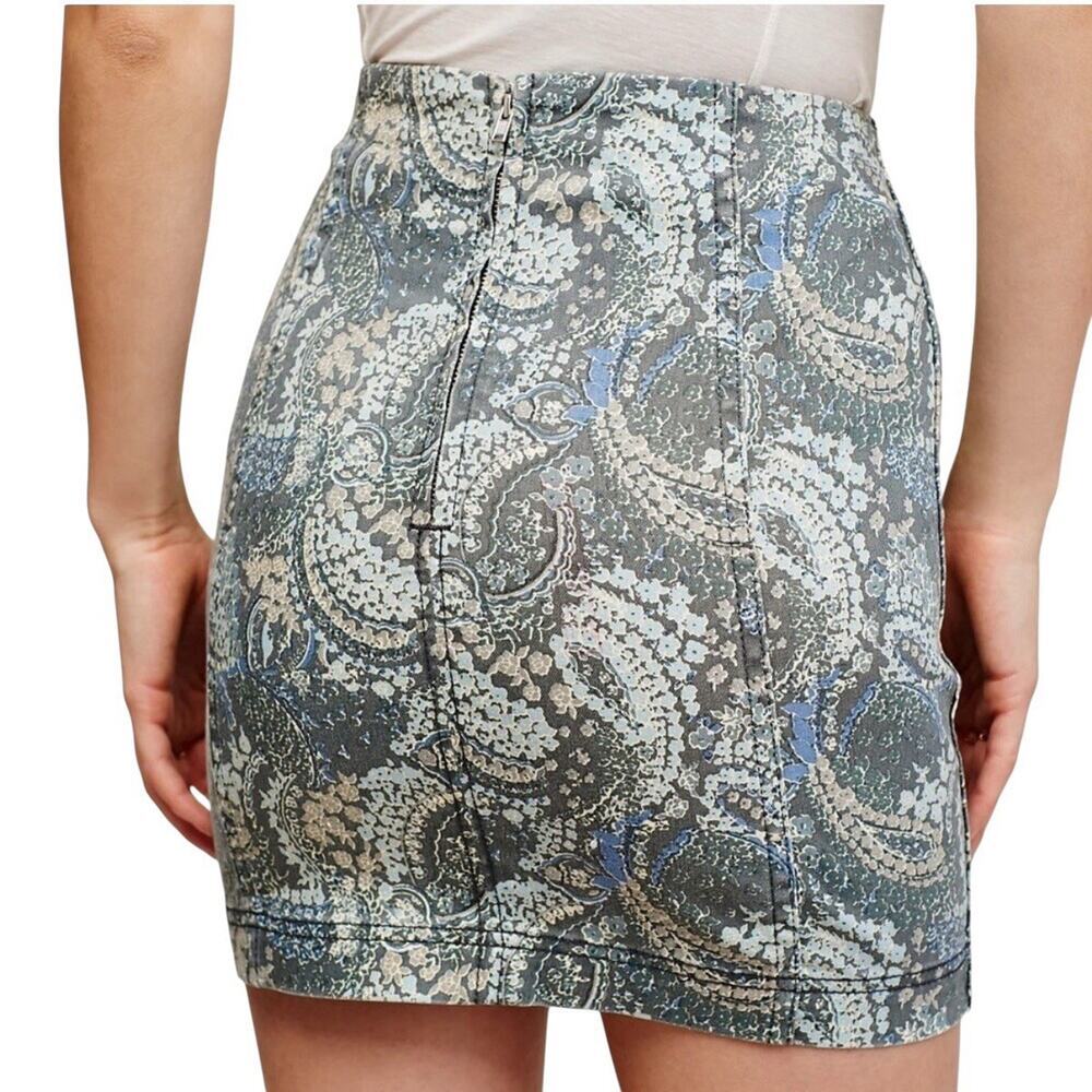 Free People Modern Femme Green Mini Short Skirt Paisley Fall Printed Size 12 - Picture 2 of 10